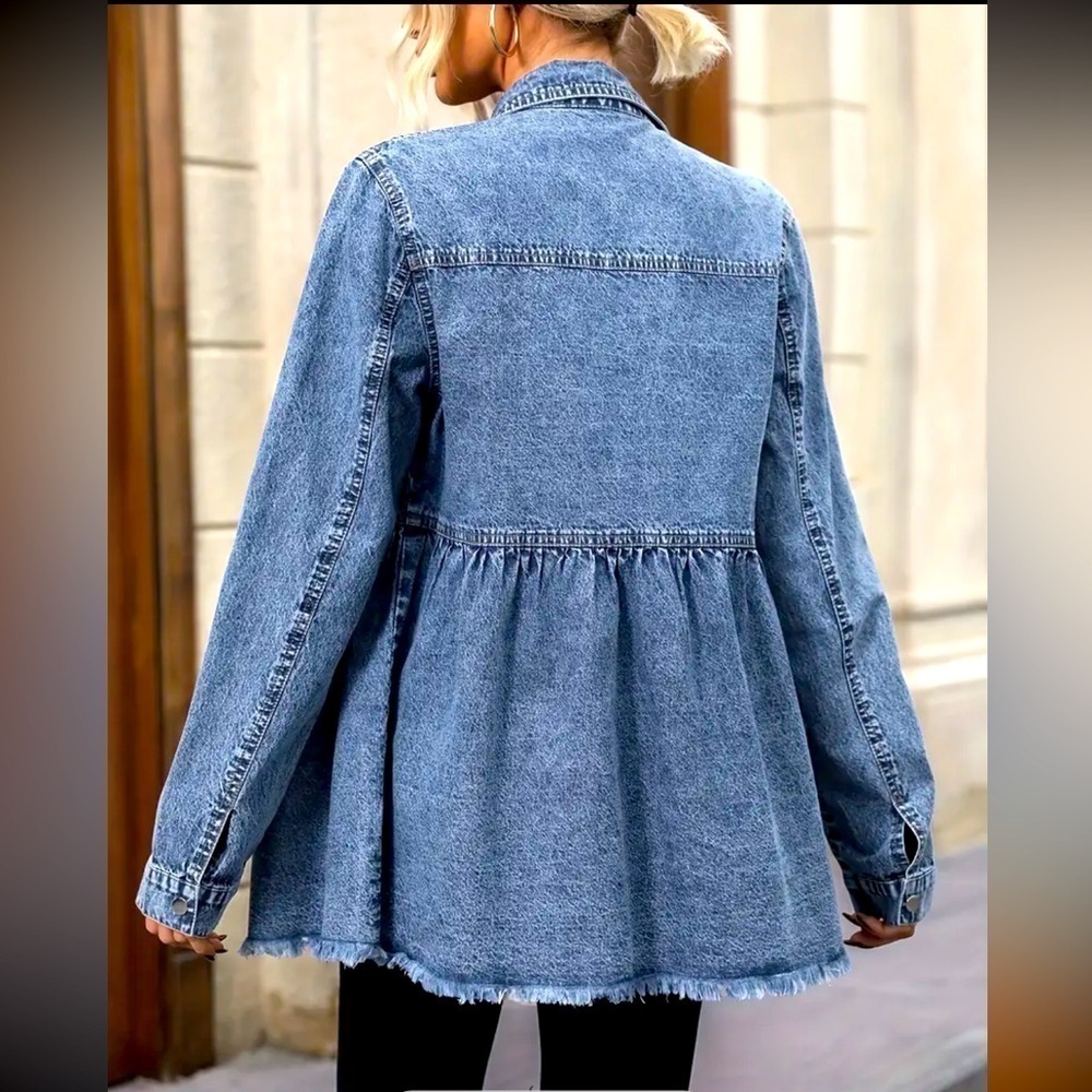 Women’s Denim Coat Elegant Button-Up Lapel Design Raw Hem Long Sleeve Loose Fit - Picture 3 of 16
